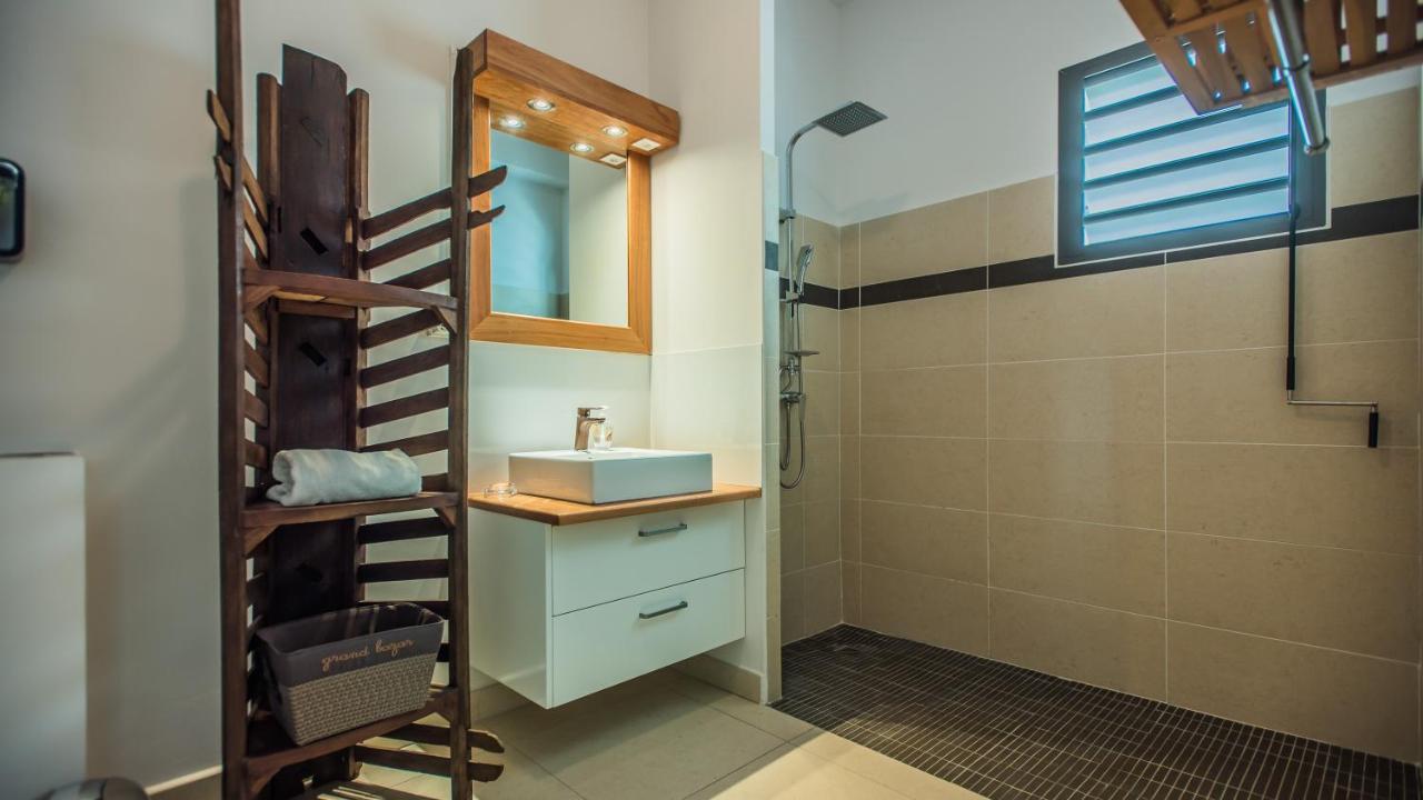 Appartement YLANG YLANG à L Ermitage les bains - proche de la mer pour 4 personnes Saint-Paul Extérieur photo